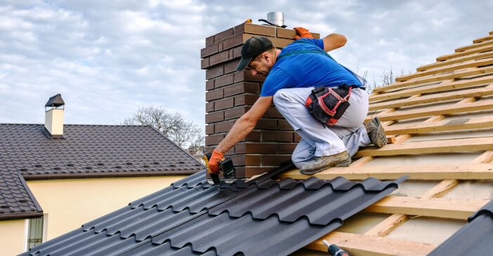 Comparing Metal Roofs and Shingles